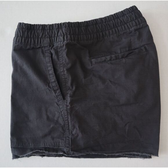 Vuori VW385 Women's Sz Small Charcoal Vintage Ripstop Raw Hem Shorts - Picture 6 of 7